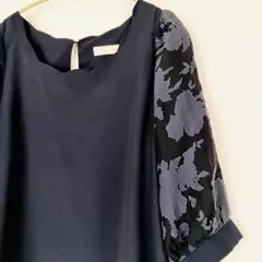 セール❤️ 袖レース　トップス　ブラウス　ネイビー　紺色