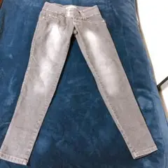 グレー スキニージーンズ サイズ42