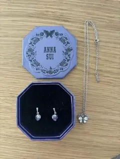 ANNA SUI ネックレスとピアスセット