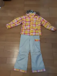 子ども用 スキーウェア イエロー・ピンク チェック柄　130cm