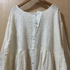 SM2 総刺繍前後着ワンピース　オフ　タグ付き未使用品