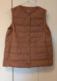 無印良品　ダウンベスト