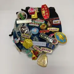 毛沢東 ピンバッジ コレクション アルバム 120枚 文化大革命 - メルカリ