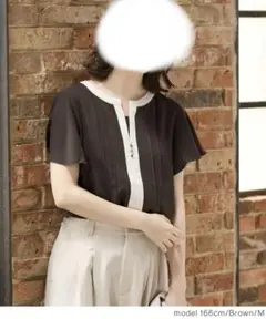 ハニーズGLACIER配色ピンタックブラウス　Mサイズ