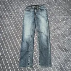 UNIQLO　ストレートデニム 　Ｍ