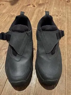 防水スニーカー