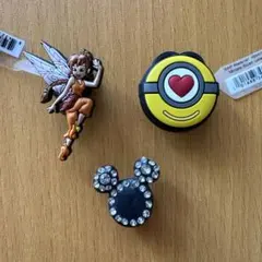 クロックスのジビッツ　3点