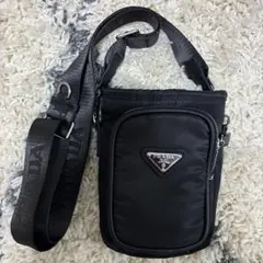 PRADA Re-Nylon スマートフォンケース