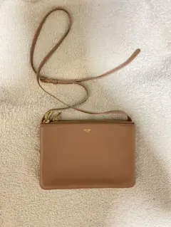 美品 CELINE トリオ スモール ショルダーバッグのサムネイル