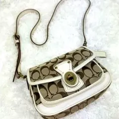 ✨在庫処分✨コーチ クリケット シグネチャー ターンロック ショルダーバッグ 白