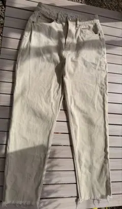 デニムパンツ ZARA ベージュ ストレート カットオフ サイズ38