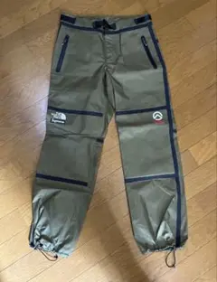 The North Face × Supreme マウンテンパンツ オリーブ