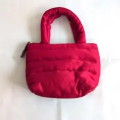 ESTEE LAUDER キルティングポーチ レッド