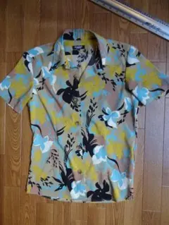 トルネードマート 柄シャツ　半袖　L（小さめのLな印象）日本製