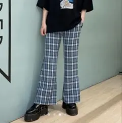 キャンディストリッパー チェックパンツ フレアパンツ 青のサムネイル