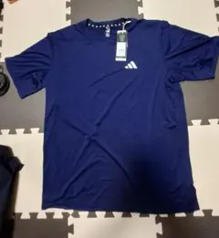 新品 アディダス トレインエッセンシャルズストレッチ トレーニング 半袖Tシャツ