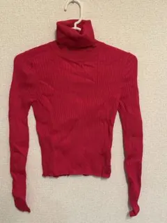 ZARA 赤 ショート丈タートルネックS