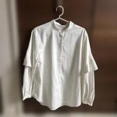 ホワイト フリル付き長袖シャツ