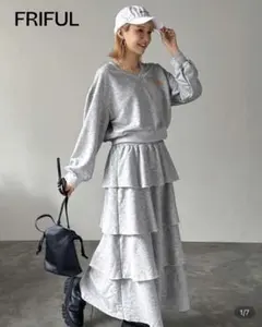 クロップドトップ & フリルスカート セットアップ　グレー　スウェット