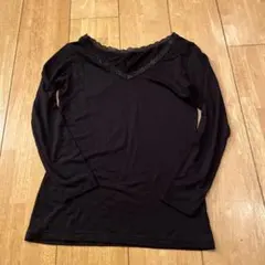ユニクロ　HEATTECH ブラック Vネック 長袖Tシャツ M