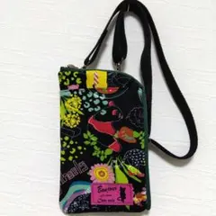 スマホショルダーバッグ　サコッシュ