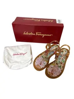Salvatore Ferragamo サンダル ラバー トングのサムネイル