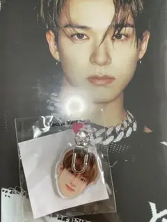 treasure アサヒ pulse on 顔アクキー 喜 カプセルトイ CD付