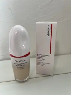 SHISEIDOエッセンススキングロウファンデーション130