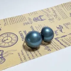 ティールカラー メタリックスタッドイヤリング
