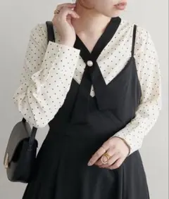 ナイスクラップ　アイボリー　ドットリボンブラウス