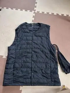 UNIQLO ULTRA LIGHT DOWN L ベスト ブラック