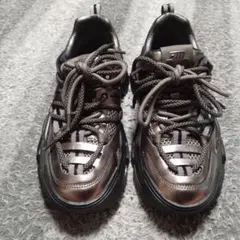 STEVE MADDEN ボリュームソール スニーカー メタリックブロンズのサムネイル
