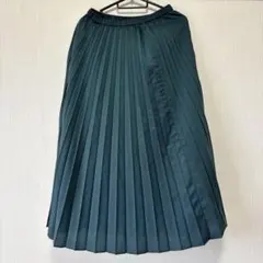 UNIQLO プリーツスカート ダークグリーン Sサイズ