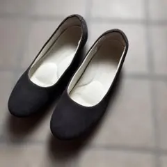 無印良品 レディース 黒パンプスのサムネイル