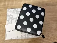 箱付き未開封品　定価41800円　COMME des GARCONS 財布のサムネイル