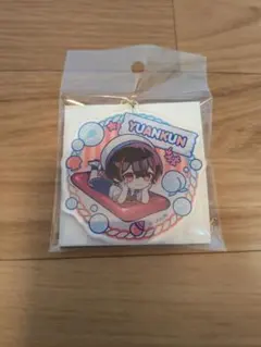 新品　カラフルピーチゆあんくん　グッズ