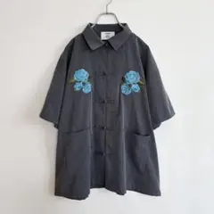 jouetie バラ刺繍 カンフーシャツ チャイナシャツ グレー Fサイズのサムネイル