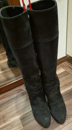 ブラックスエードロングブーツ 高ヒール バックル付き