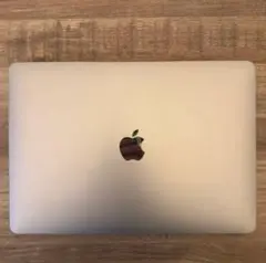 Apple MacBook Air 2019 13インチ　8G/256G