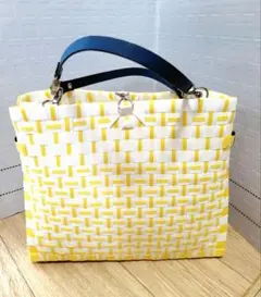 Item thumbnail for item 3eb5b3ec-ffb7-447d-9b98-64d587035091