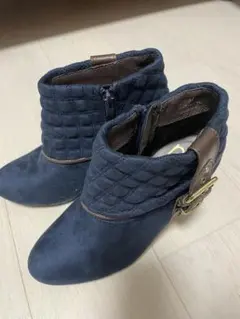 美品☆マリクレールキルティングベルト付きショートブーツ　ブーティーABCmart