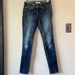 マウジー スキニーデニム パンツ インディゴ ストレッチ 24 ジーンズのサムネイル