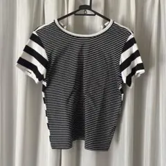 コムデギャルソン　ブラック　ホワイト　ストライプ　Tシャツのサムネイル