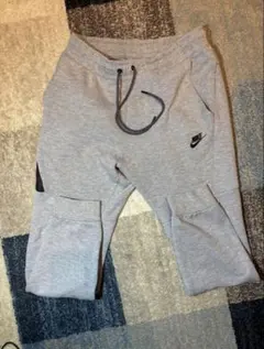 Nike テックフリース