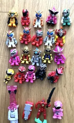 戦隊シリーズ　バスボール　フィギュア