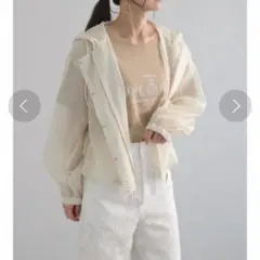 美品Te chichiシアーフーディーブルゾンのサムネイル