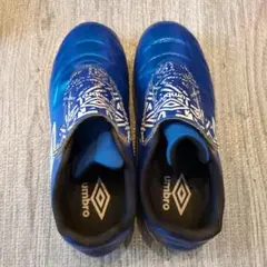 umbro サッカーシューズ 青 20.0
