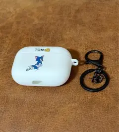 AirPods Proケース トム ホワイト シリコンカバー キーホルダー付きのサムネイル