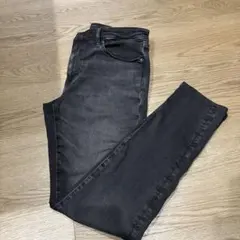 ☆ユニクロ ウルトラストレッチジーンズ 32☆