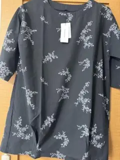 【新品】合繊　レディース　オーバーブラウス　　　ゆったりのLLサイズ